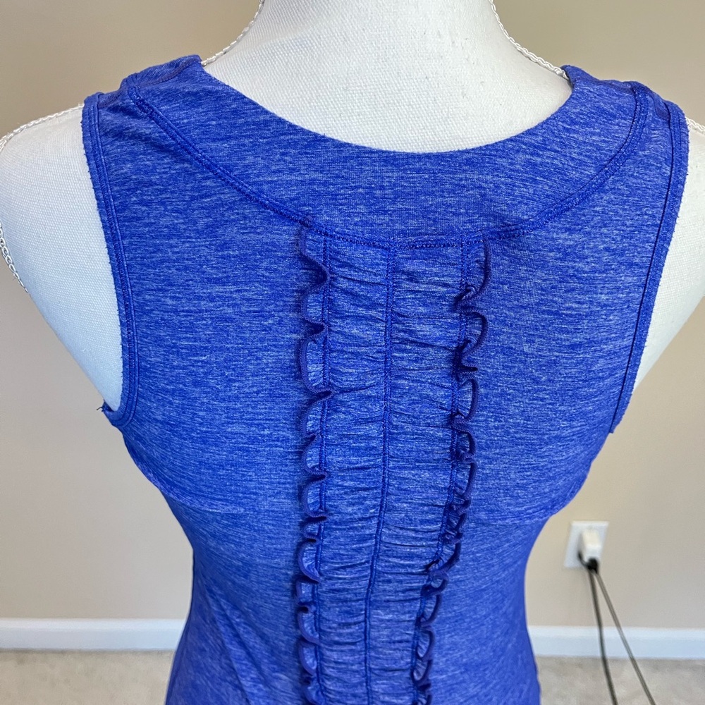 Lululemon Dash Tank - Picture 9 of 12